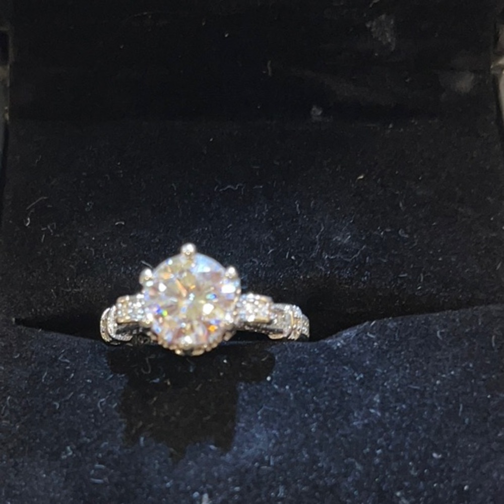 Elegant Sterling Silver CZ Ring